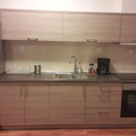 Martin City Stay - Stylish Apartment With Private Parking Апартаменты