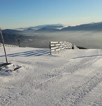 Modern Center With Private Parking *